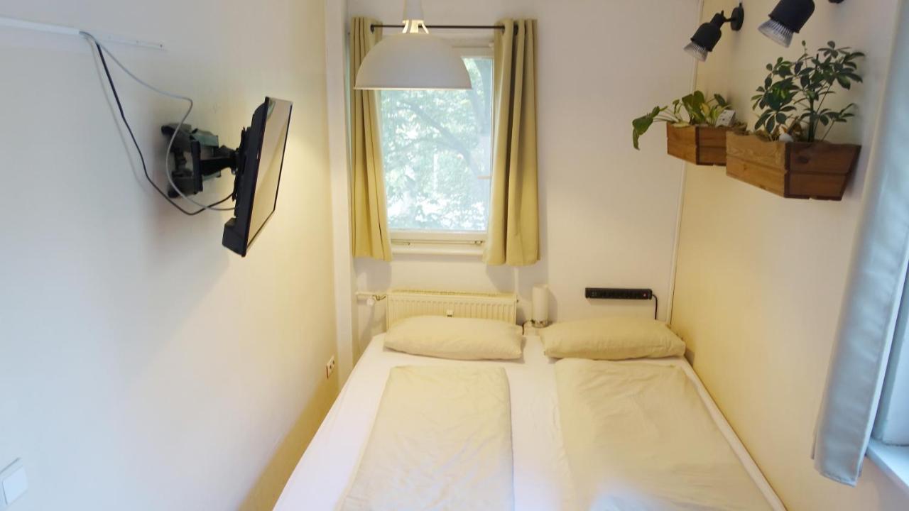 1 Zimmer In Wohngemeinschaft, Netflix, Premium Kabelfernsehen, Kueche Apartment Berlin Exterior foto